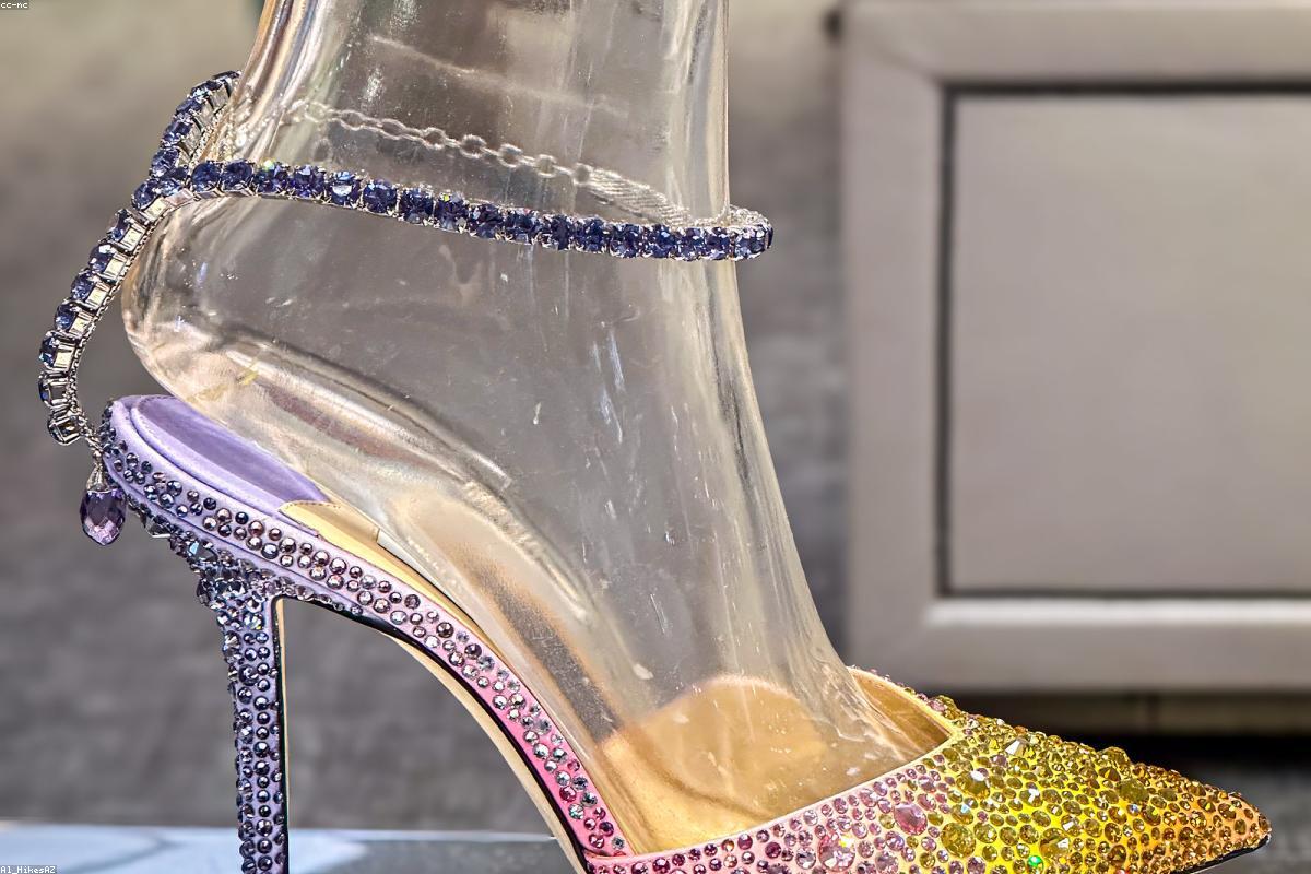 Luxury E-Commerce UI Revamp